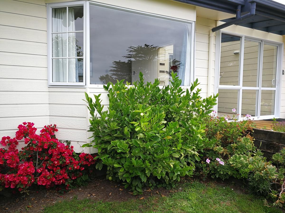Mont'S Cottage Awatuna Eksteriør billede